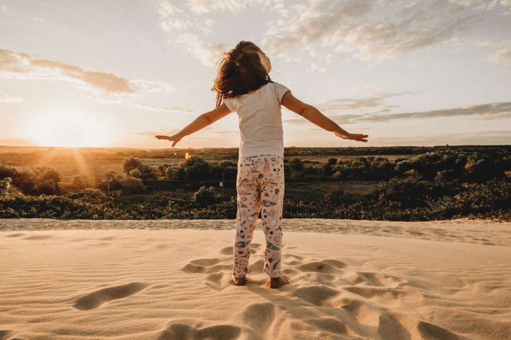 yoga-enfant jeu bienveillance respiration relaxation